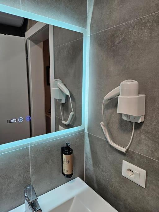Brian's In 2 Apartamento Tirana